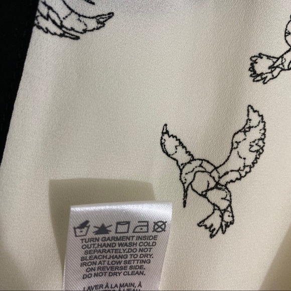 RW&CO | Sleeveless Blouse with Lace - Picture 6 of 7